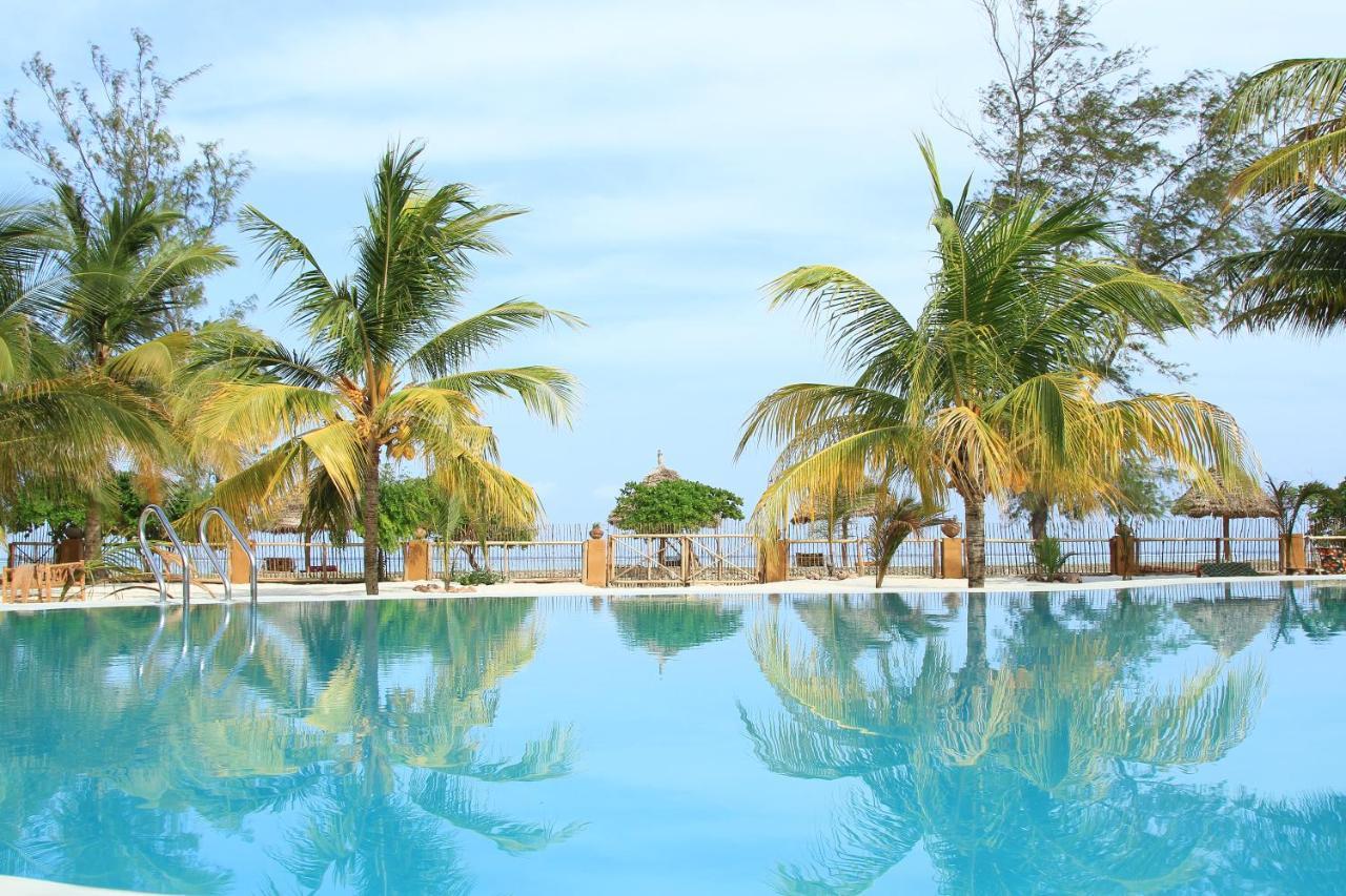 Ujamaa Beach Resort Makunduchi Exterior photo