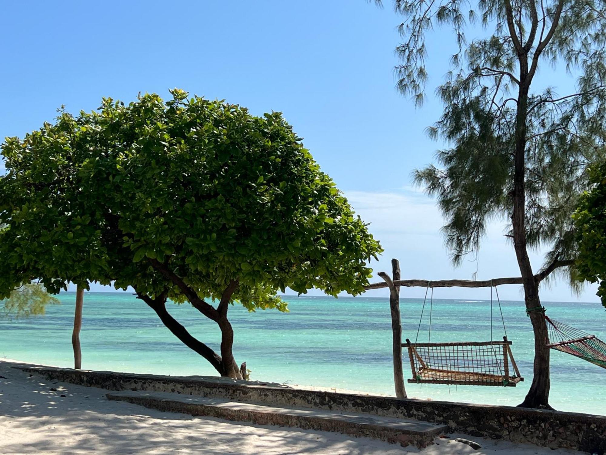 Ujamaa Beach Resort Makunduchi Exterior photo